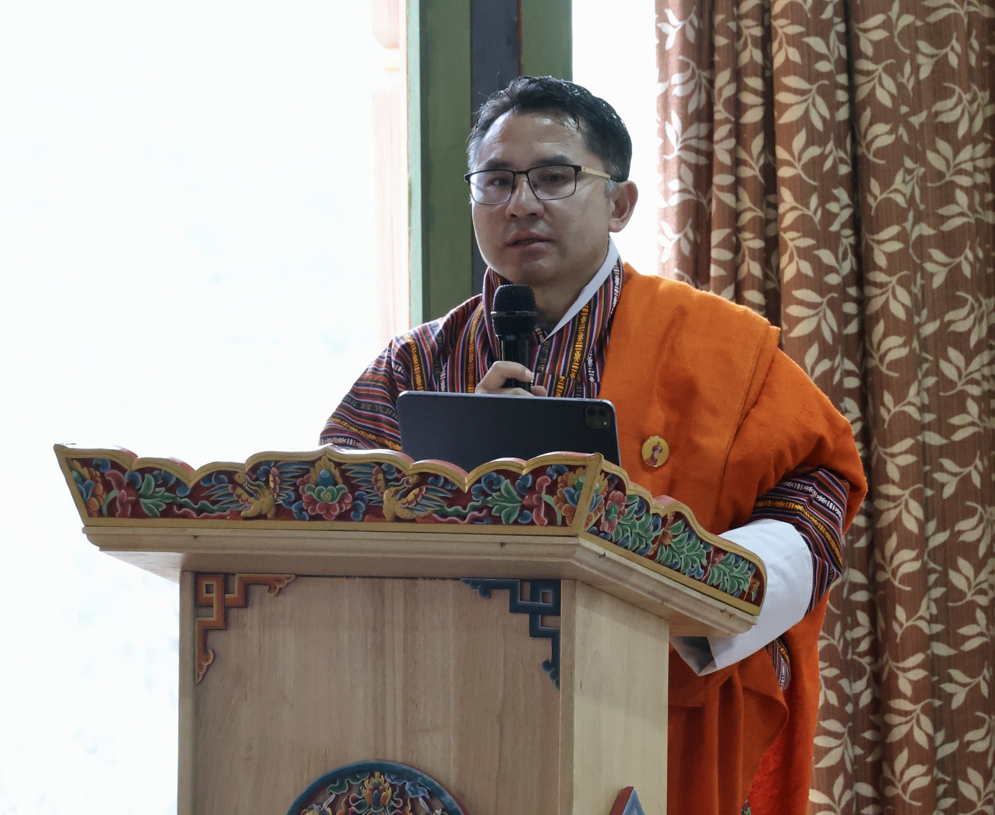 Lyonpo Younten Phuntsho